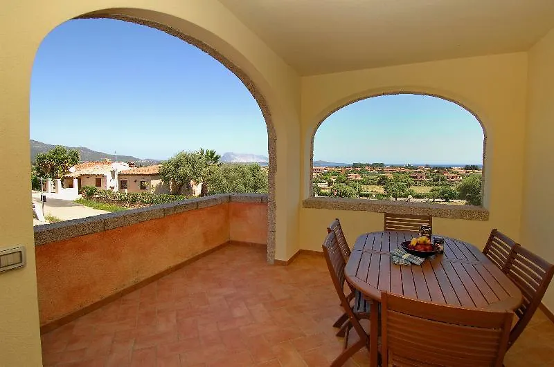 Residenze Sole Hotel San Teodoro  2*,